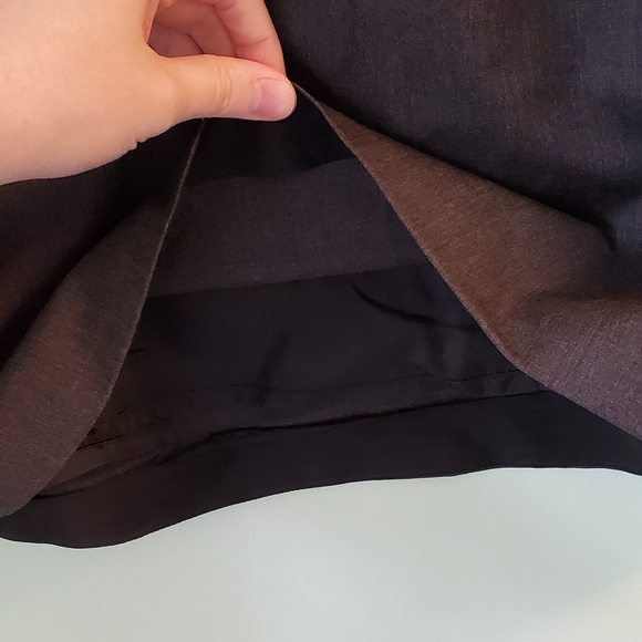 VINTAGE Giorgio Armani Classico 90s Designer Minimalist Gray Wool Skirt Size 14 - Picture 5 of 8